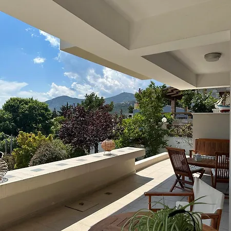 Navy View * PalaiónTsiflíkion