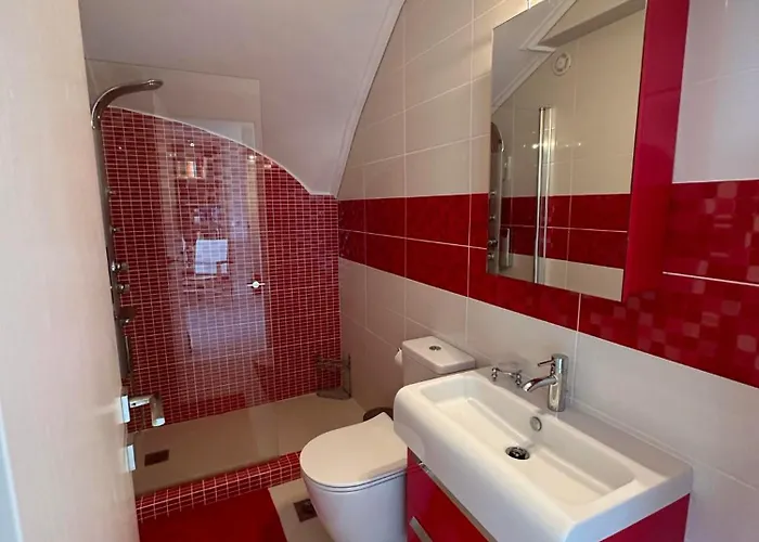 Navy View * PalaiónTsiflíkion